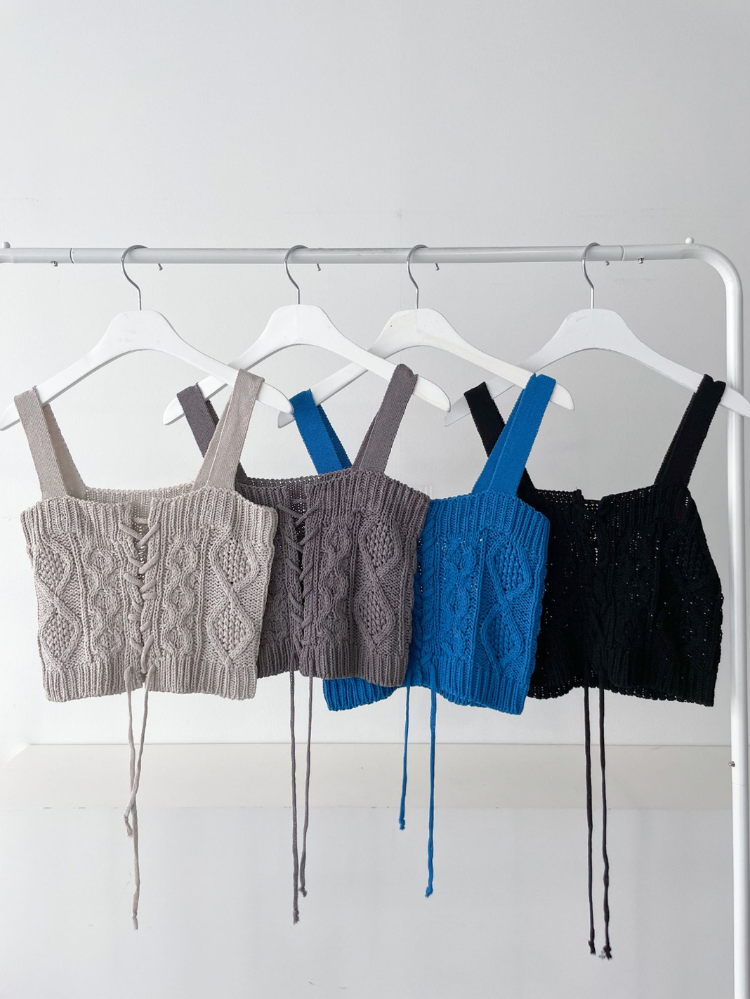Load image into Gallery viewer, Capsule 2 Sweater Crop Top
